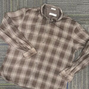 Calvin Klein XL Brown Plaid Long Sleeve Button Down Shirt Menswear‎